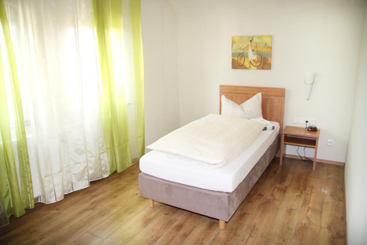 Gaststaette Wicke Hotel เบานาทาล ภายนอก รูปภาพ